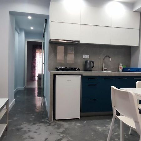 New Apartment With A Separate Entrance Near The Subway. Athen Eksteriør billede