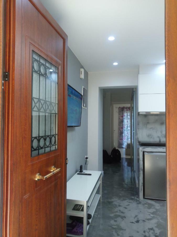 New Apartment With A Separate Entrance Near The Subway. Athen Eksteriør billede